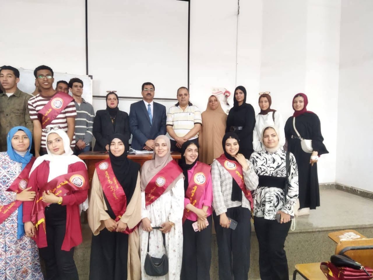 &quot; الحفاظ علي القيم والمباديء التي تميز مجتمعنا &quot; .. ندوة تثقيفية بتربية بنها